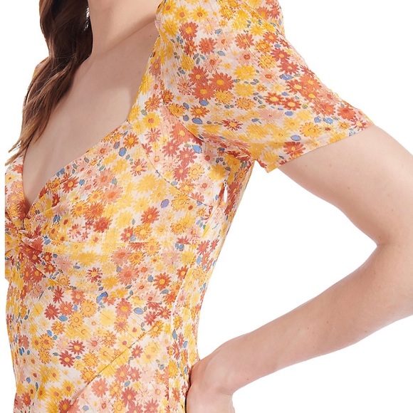 Staud Lea Knot-Front Puff-Shoulder Maxi Dress. Size 6. NWT. - Picture 6 of 9